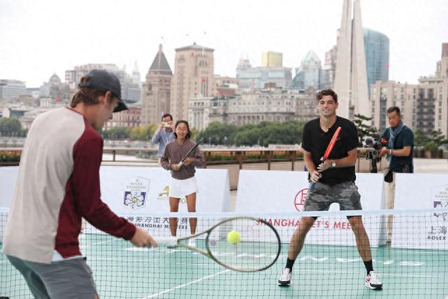 而意大利则 而意大利则