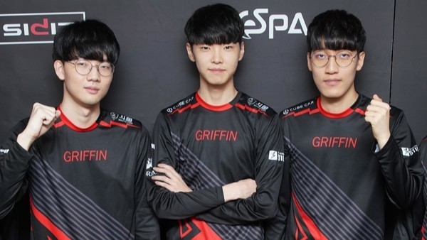 更强的锋线 更强的锋线